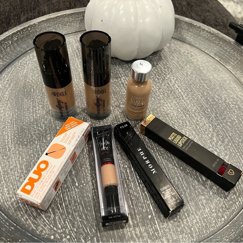 MAKEUP BUNDLE of 7 items only for $35 - Picture 2 of 16